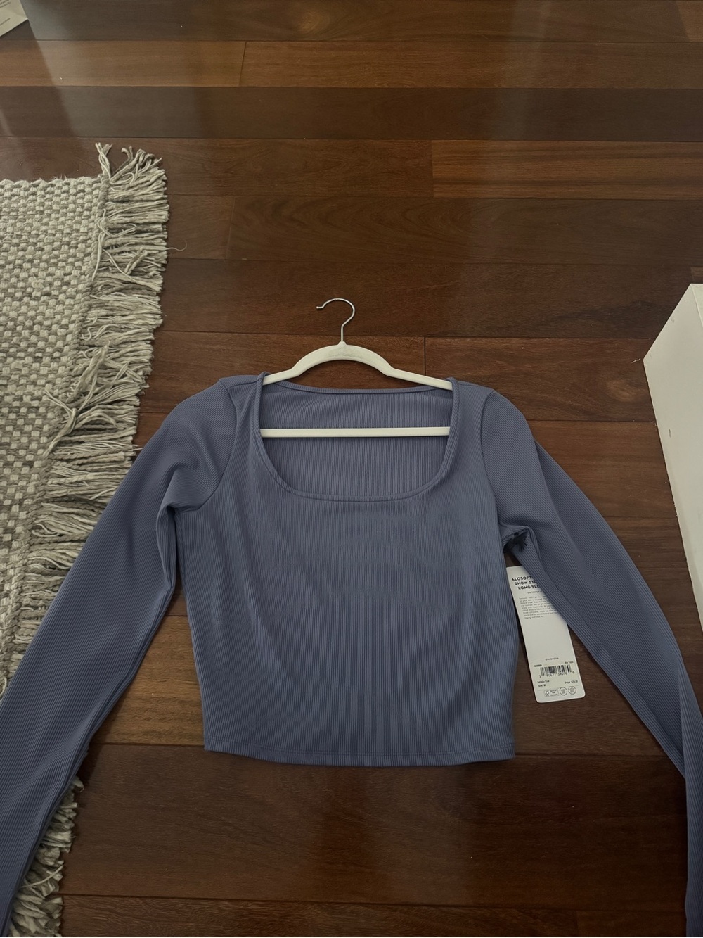ALO Yoga Ribbed Square Neck Long Sleeve Crop Top - Slate Blue